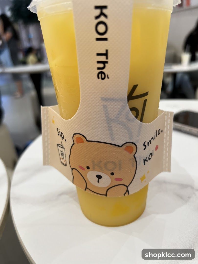 KOI Thé Drink Carrier