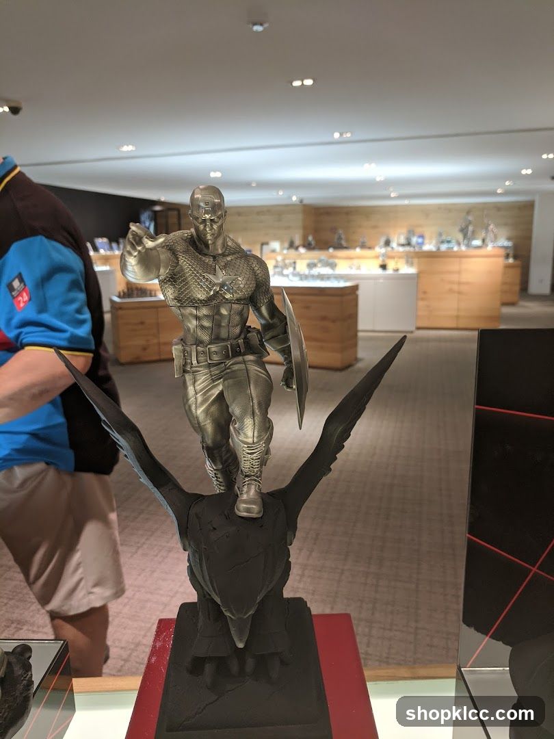 Captain America Statue