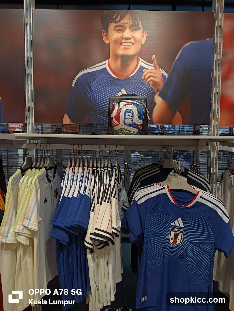 Sports Apparel Display