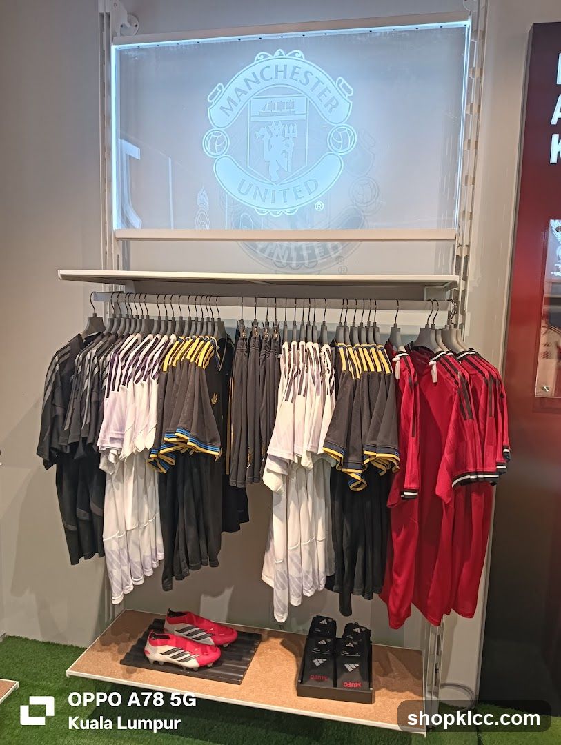 Manchester United Merchandise Display