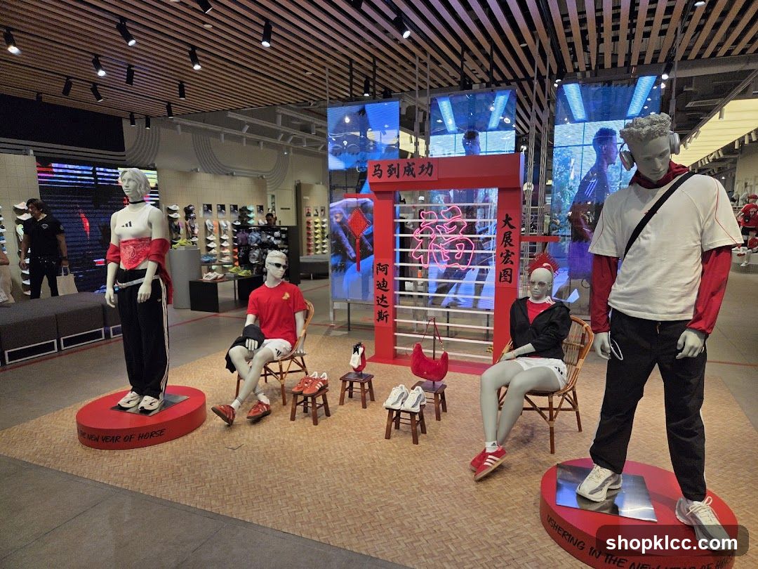 Mannequins in a retail store