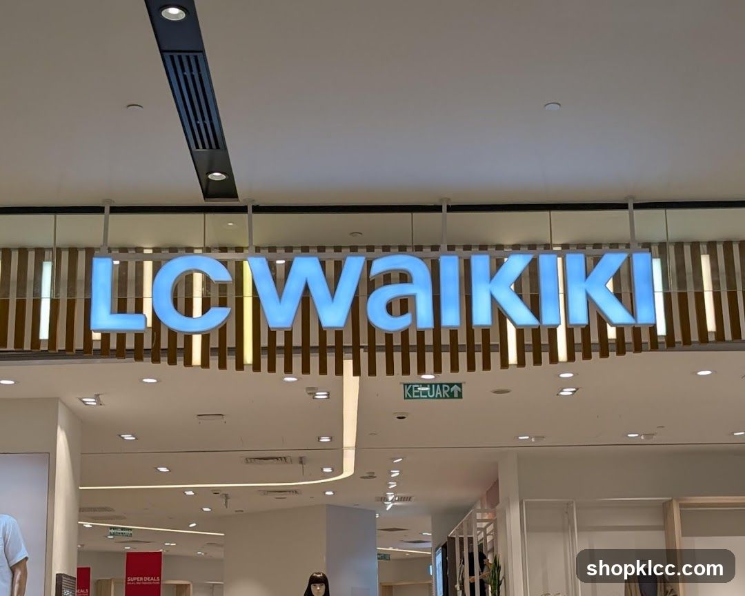 LC Waikiki Storefront