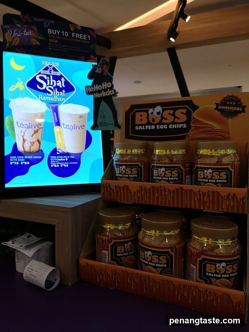 Horlicks and Boss Salted Egg Chips Display