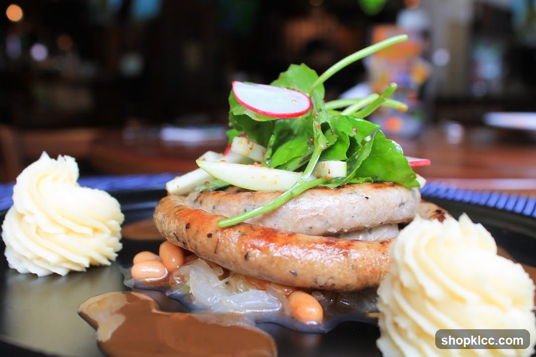 Sausages with Mashed Potatoes