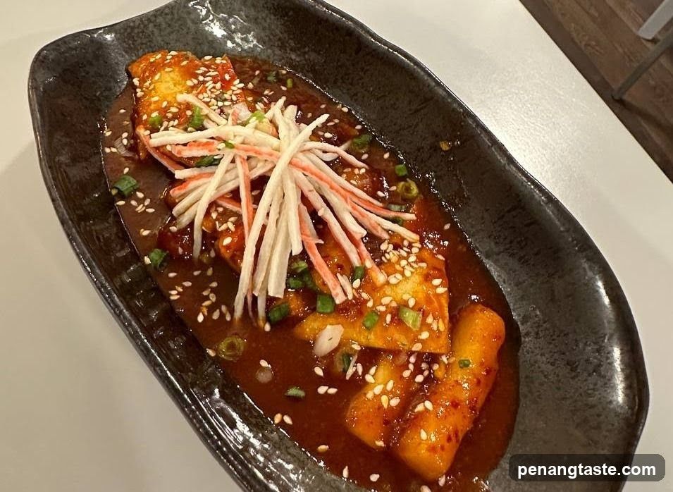 Spicy Tteokbokki with Fish Cakes