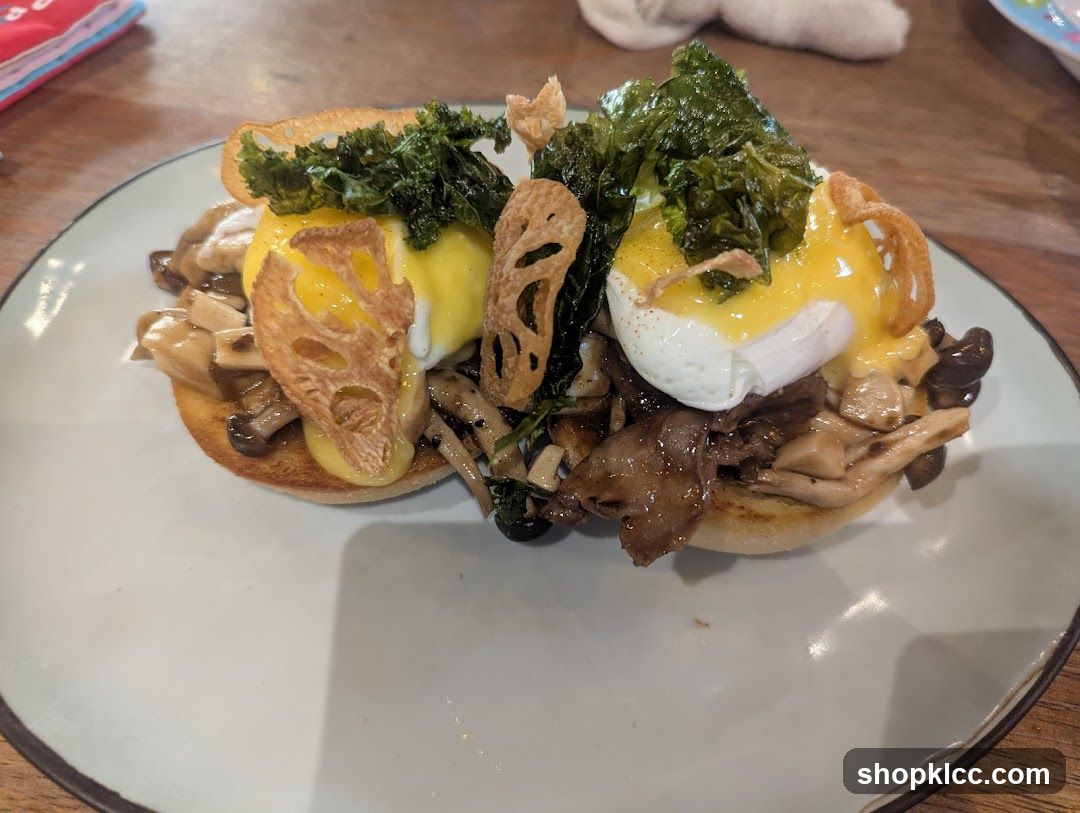 Eggs Benedict with Mushrooms