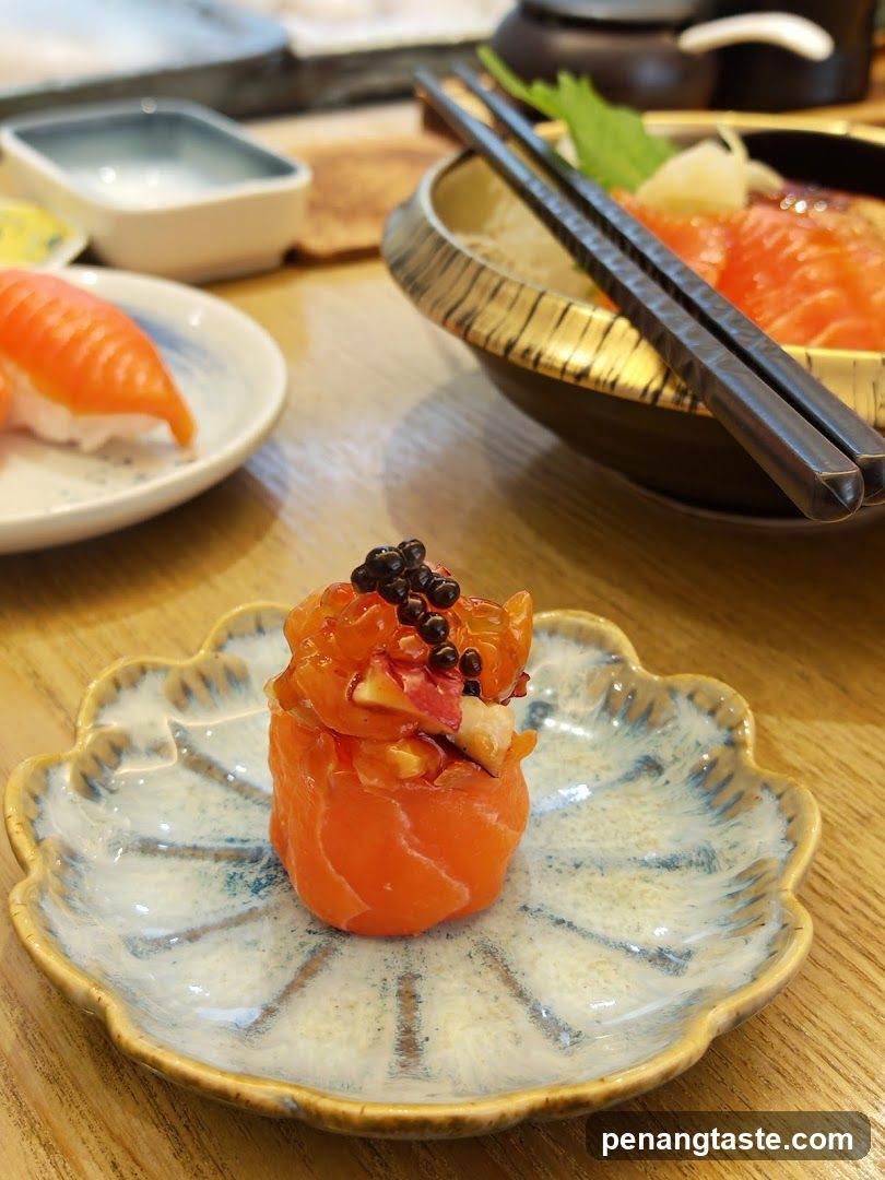Salmon Sushi Roll