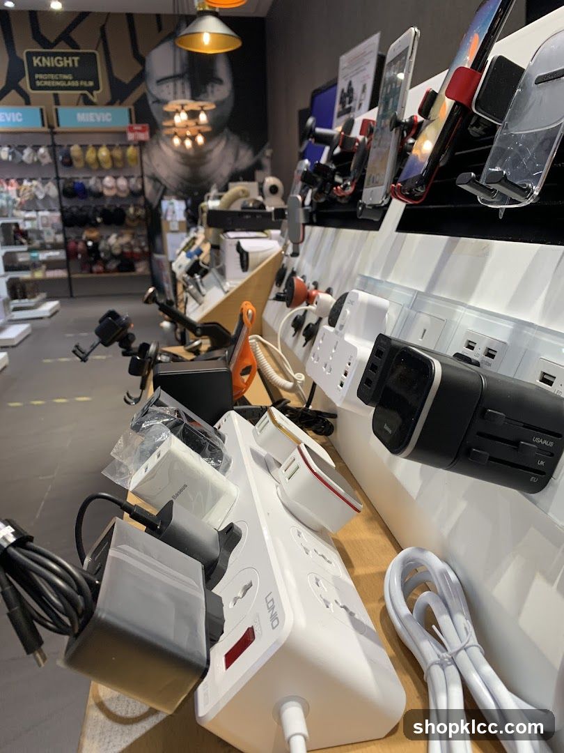 Electronics Accessories Display