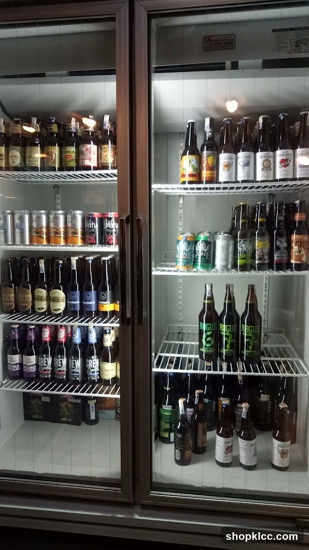 Refrigerated beverage display