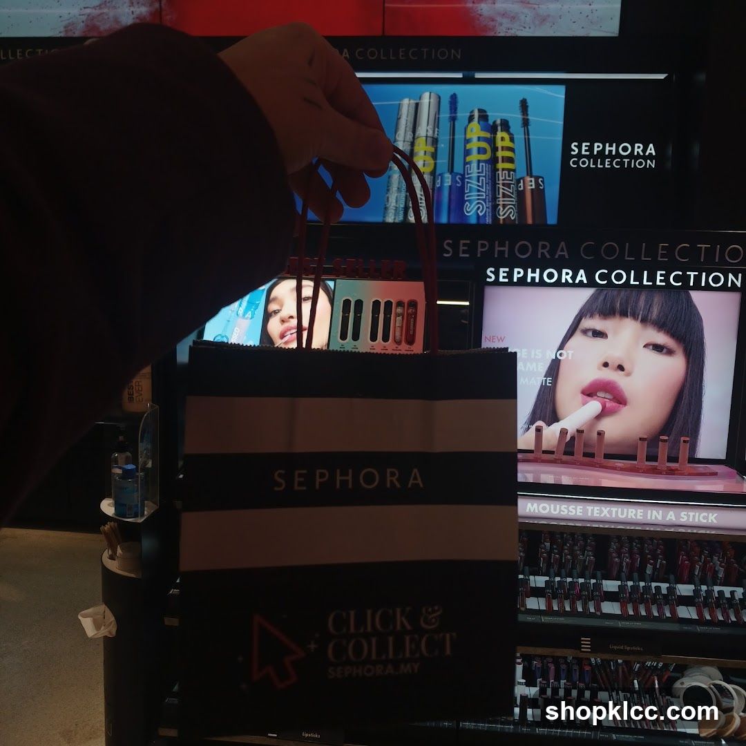Sephora Shopping Bag and Display