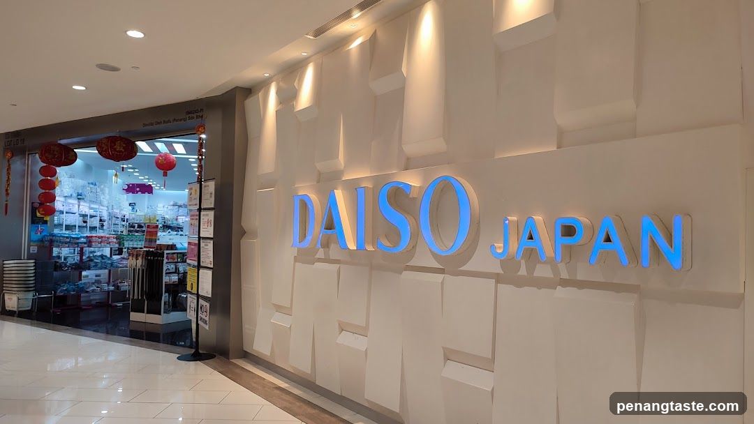 Daiso Japan Storefront
