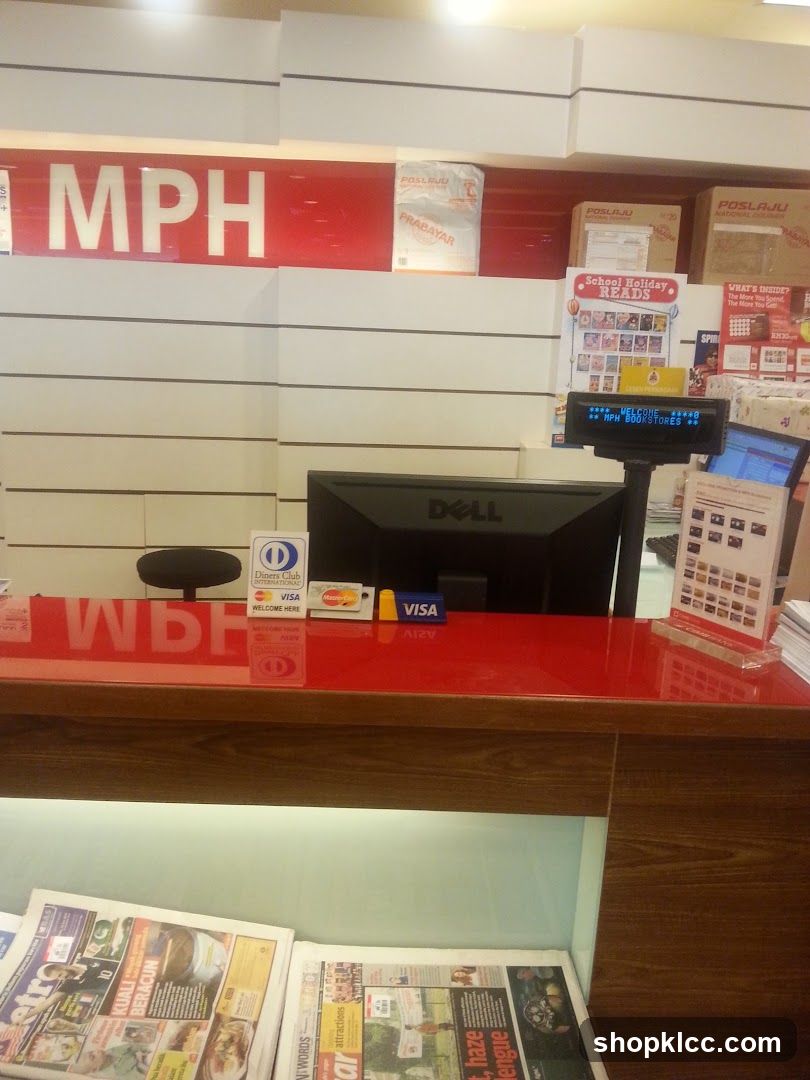 MPH Bookstores Counter