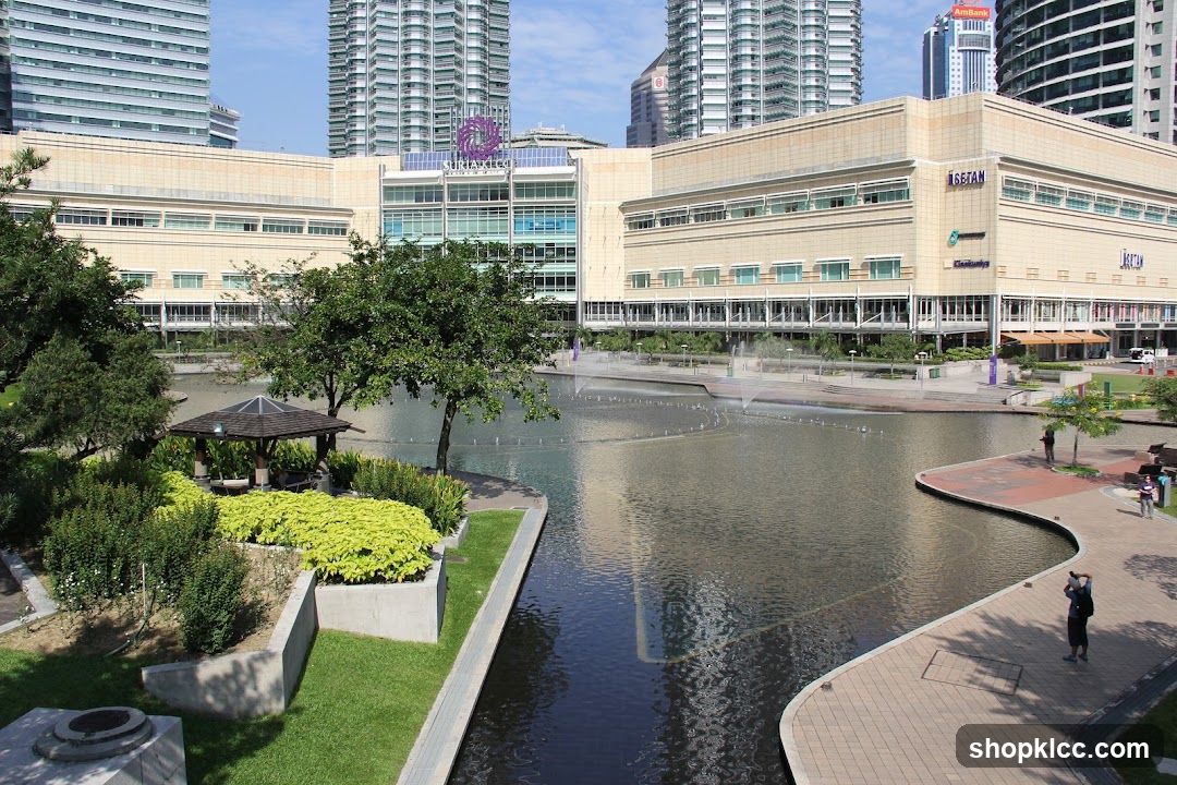 KLCC Swimming Pool