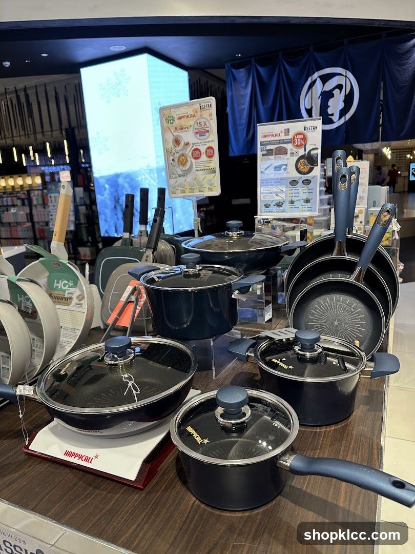 Cookware Display