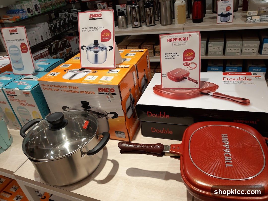 Kitchenware Display