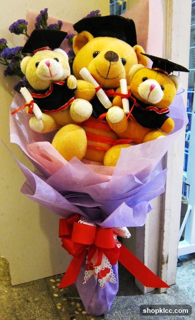 Graduation Teddy Bear Bouquet