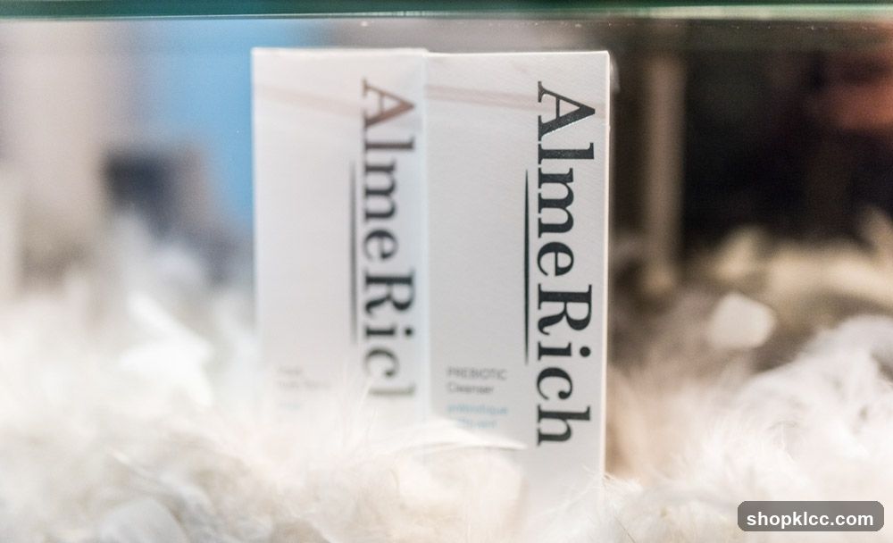 AlmeRich Product Display