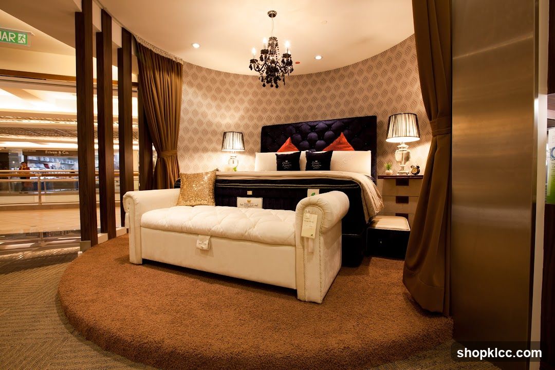 Luxurious Bedroom Display