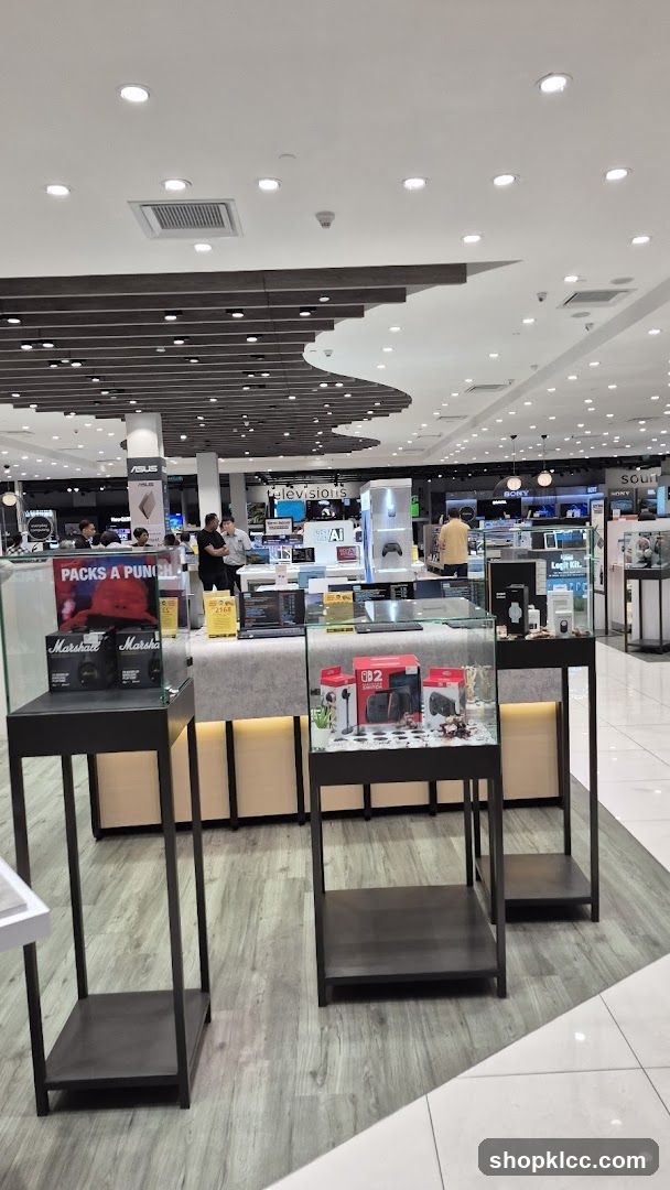 Electronics Store Display
