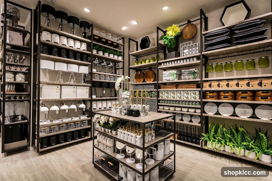 Home Decor Store Display