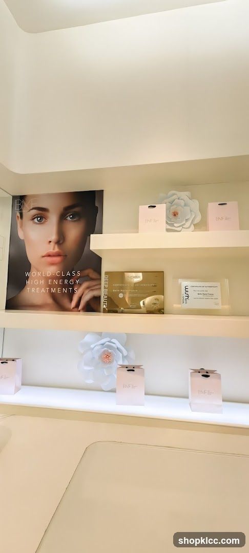 Beauty Treatment Display Shelf