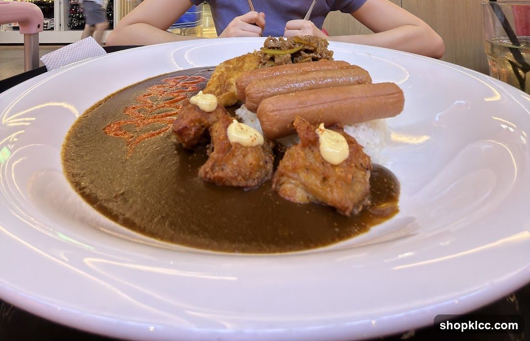 Curry Rice with Sausages and Fried Chicken