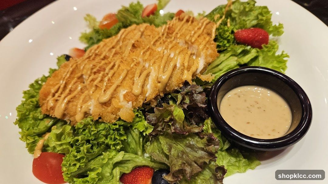 Crispy Chicken Salad