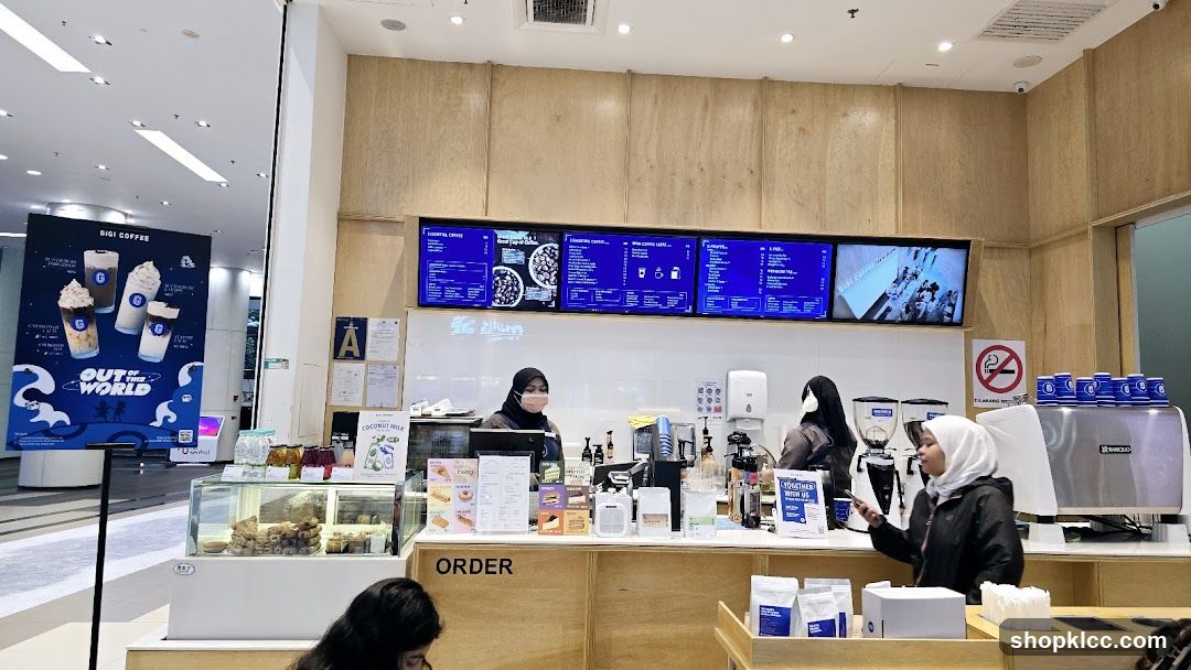 Gigi Coffee Counter