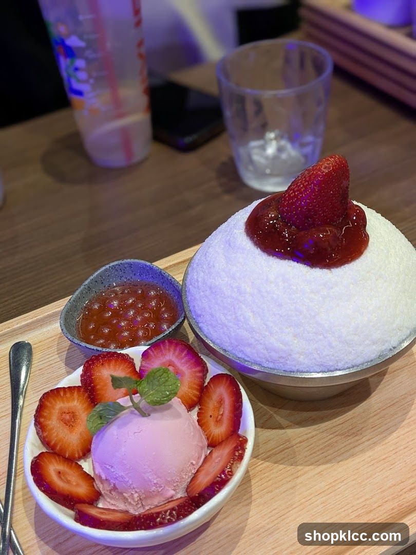 Strawberry Bingsu