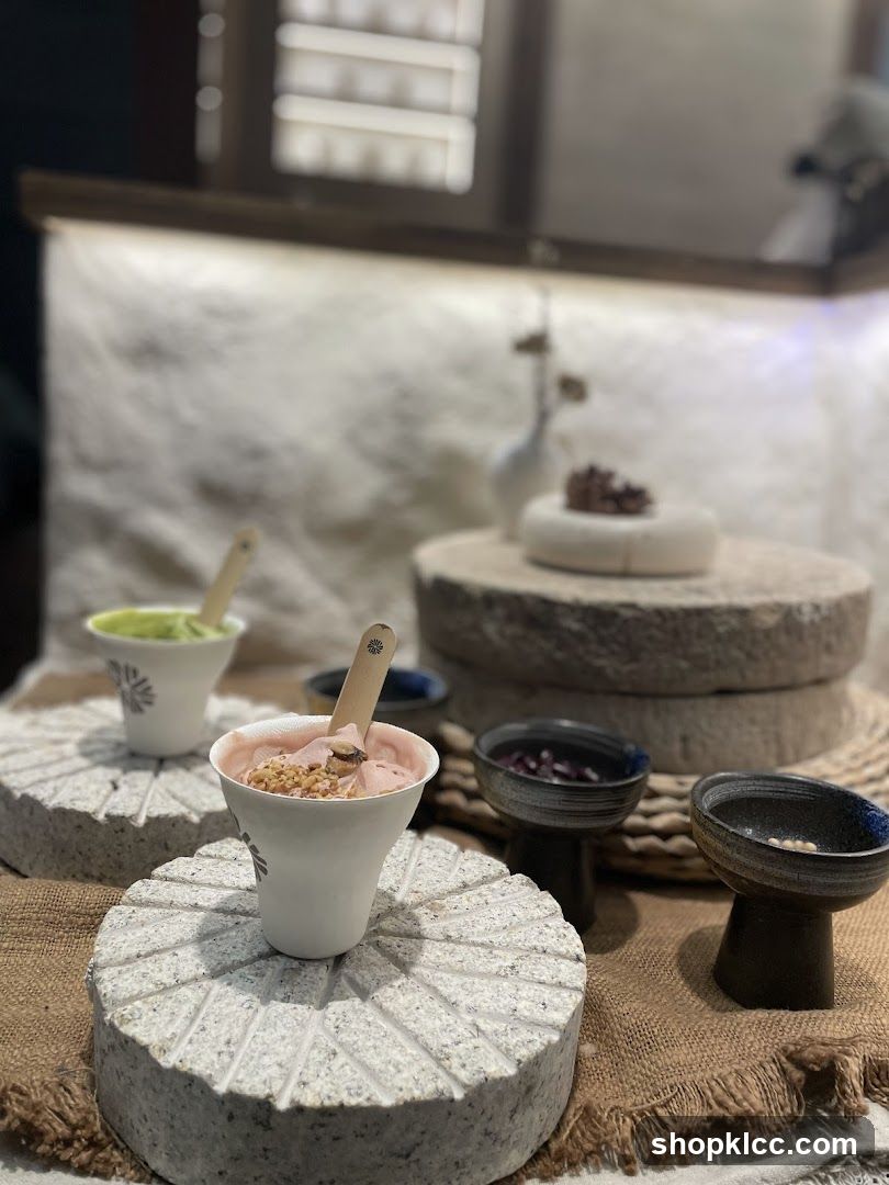 Dessert Display