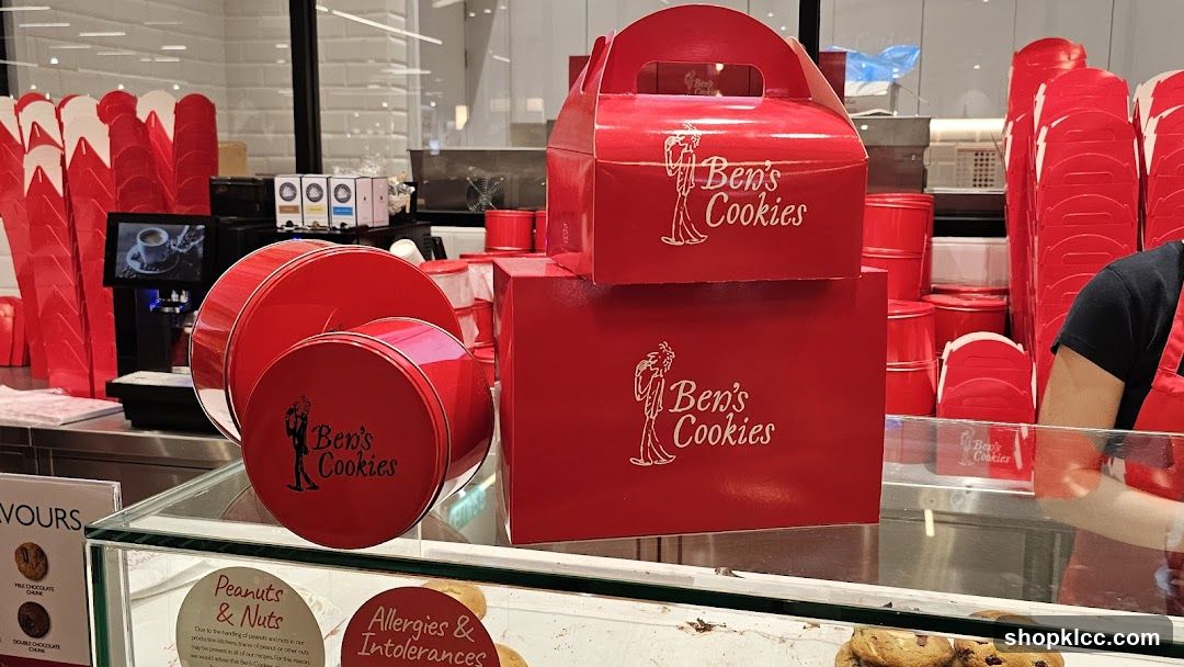 Ben's Cookies Display