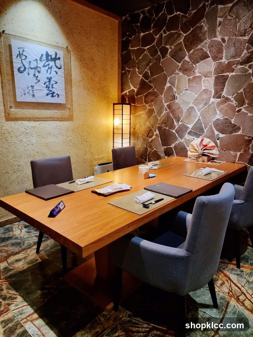 Dining Table Setting