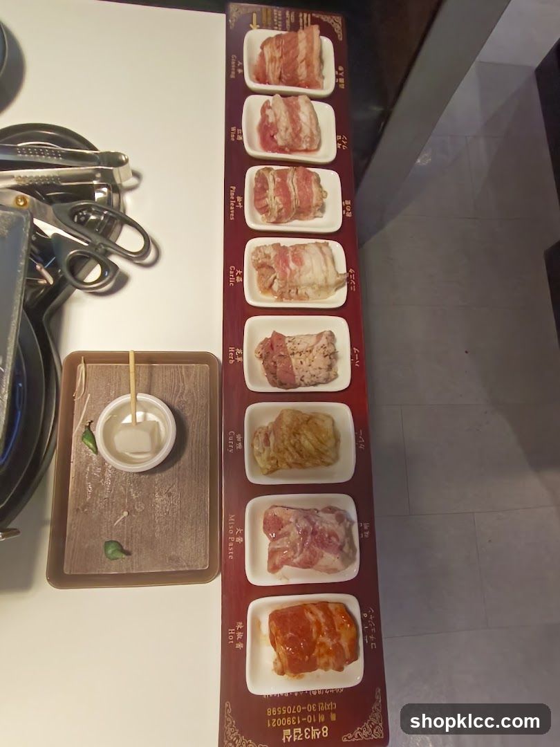 8색3겹살 Menu