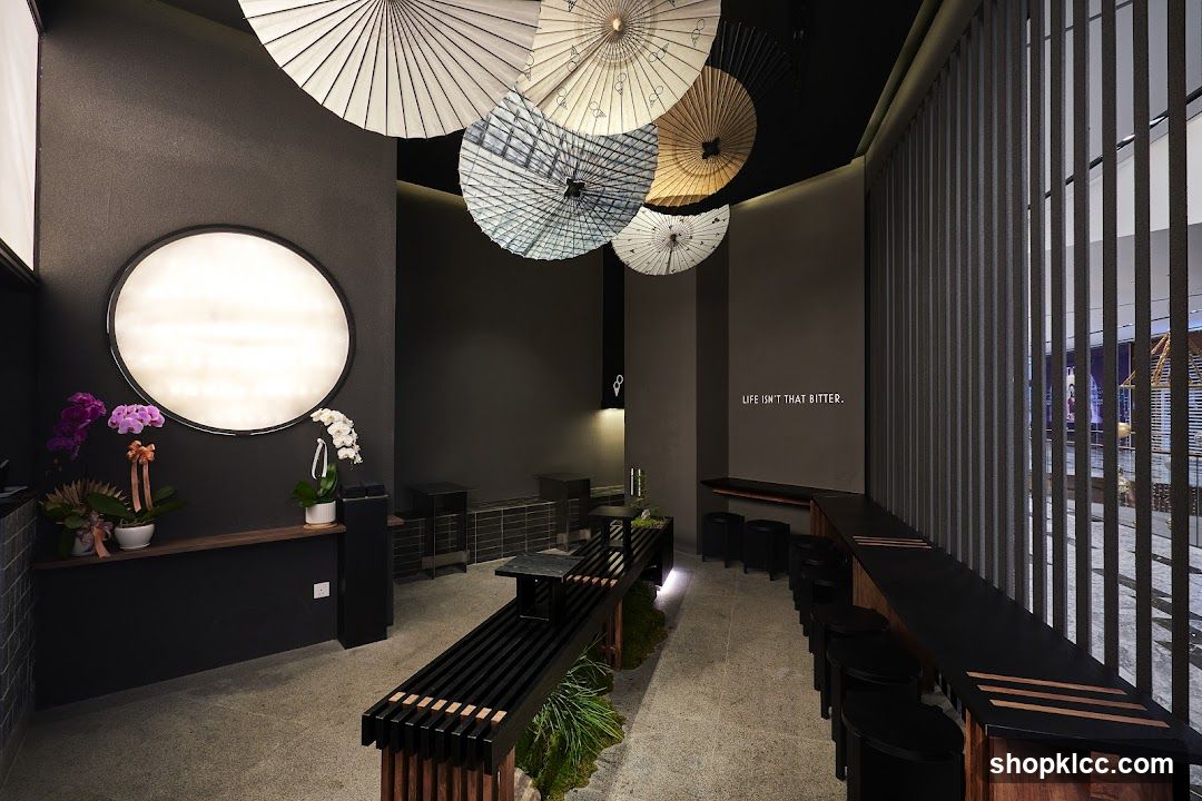 Modern Interior with Japanese-Inspired Decor