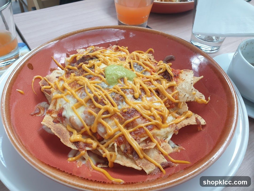 Nachos with Cheese and Guacamole