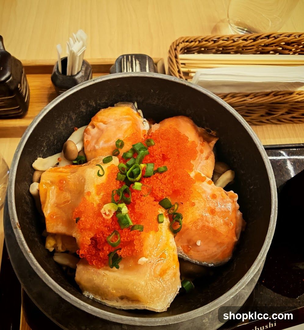 Salmon and Roe Rice Bowl