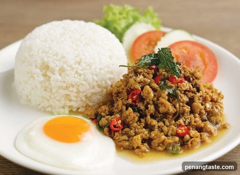 Minced Meat with Rice and Fried Egg