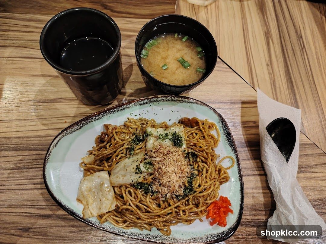 Yakisoba with Miso Soup
