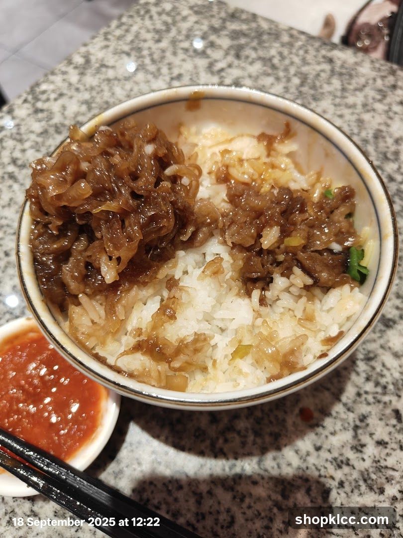 Beef and Rice Bowl with Dipping Sauce
