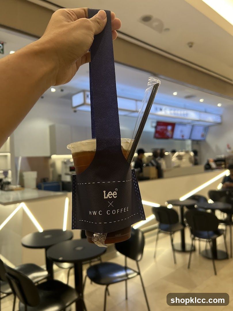 Coffee carrier with drinks