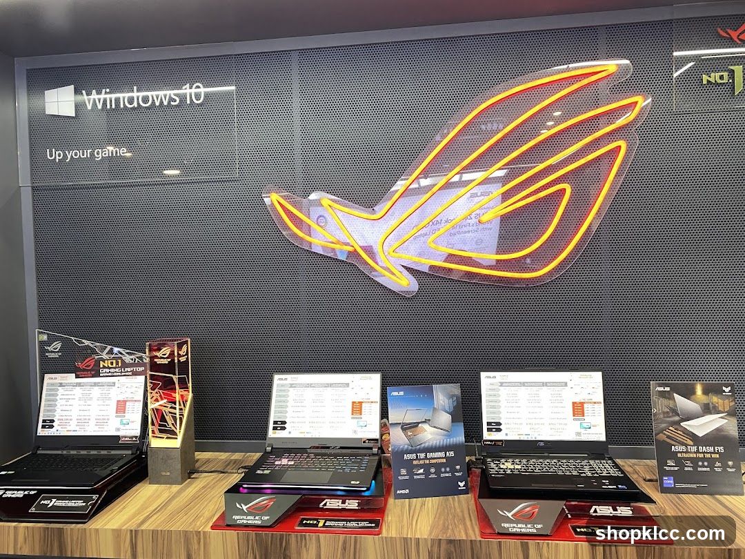 ASUS ROG Gaming Laptops Display