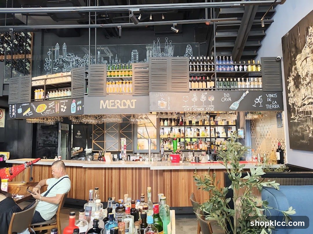 Mercat Bar Interior