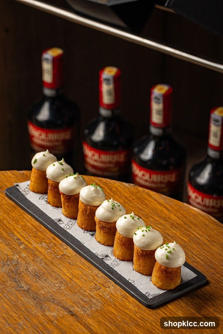 Appetizers with Cream Topping