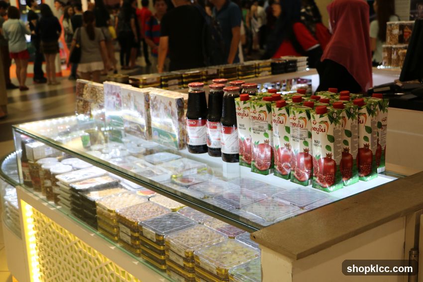 Confectionery and Juice Display