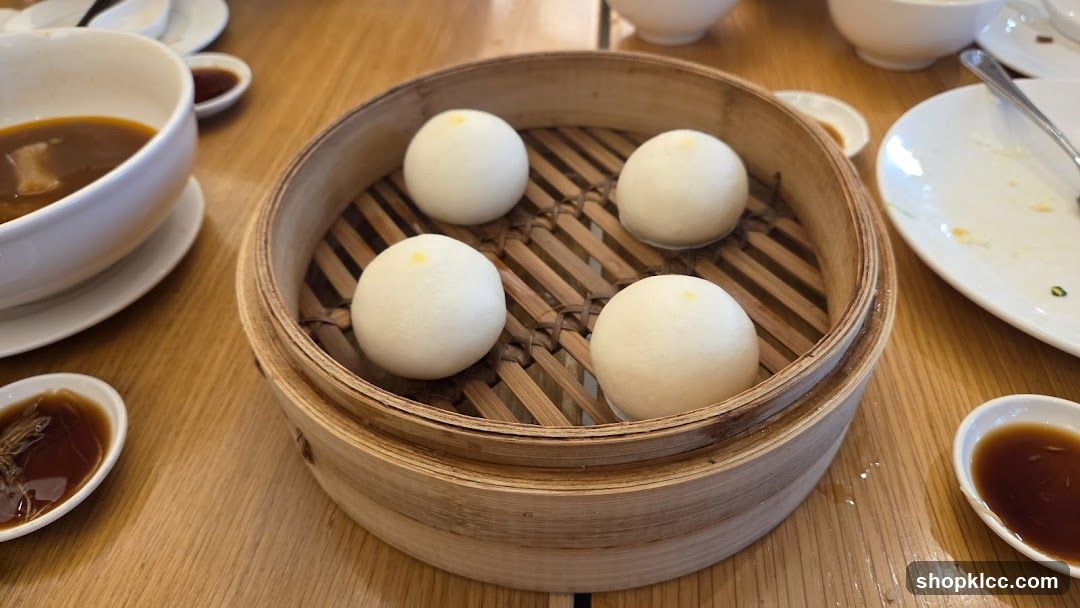 Steamed Buns with Dipping Sauce