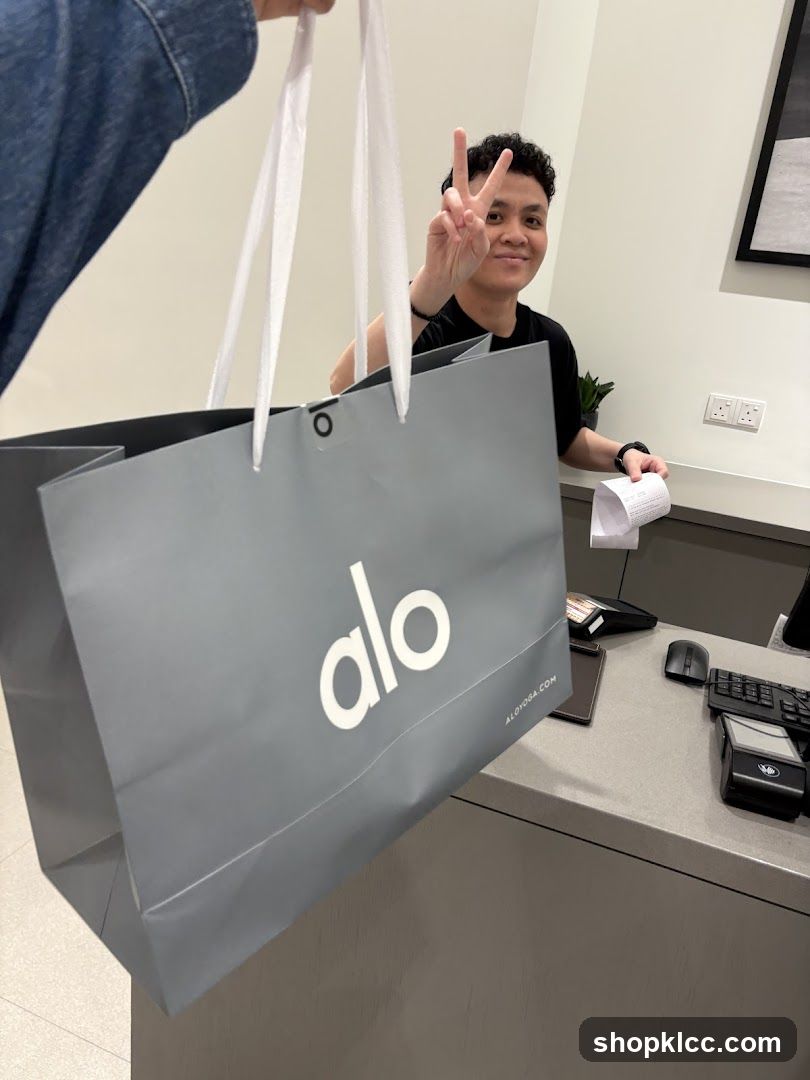 Shopping Bag with Alo Logo
