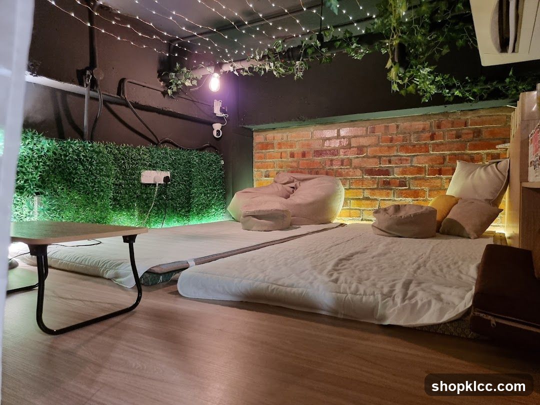 Cozy Seating Area
