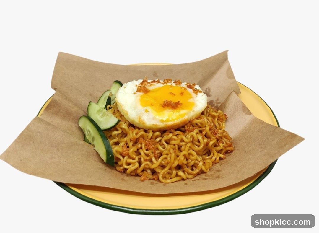 Noodles with Fried Egg and Cucumber