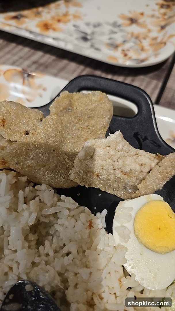 Rice with Crackers and Egg