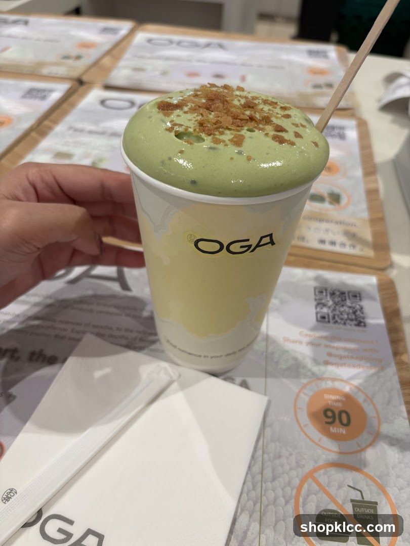 Matcha Drink with Crumble Topping